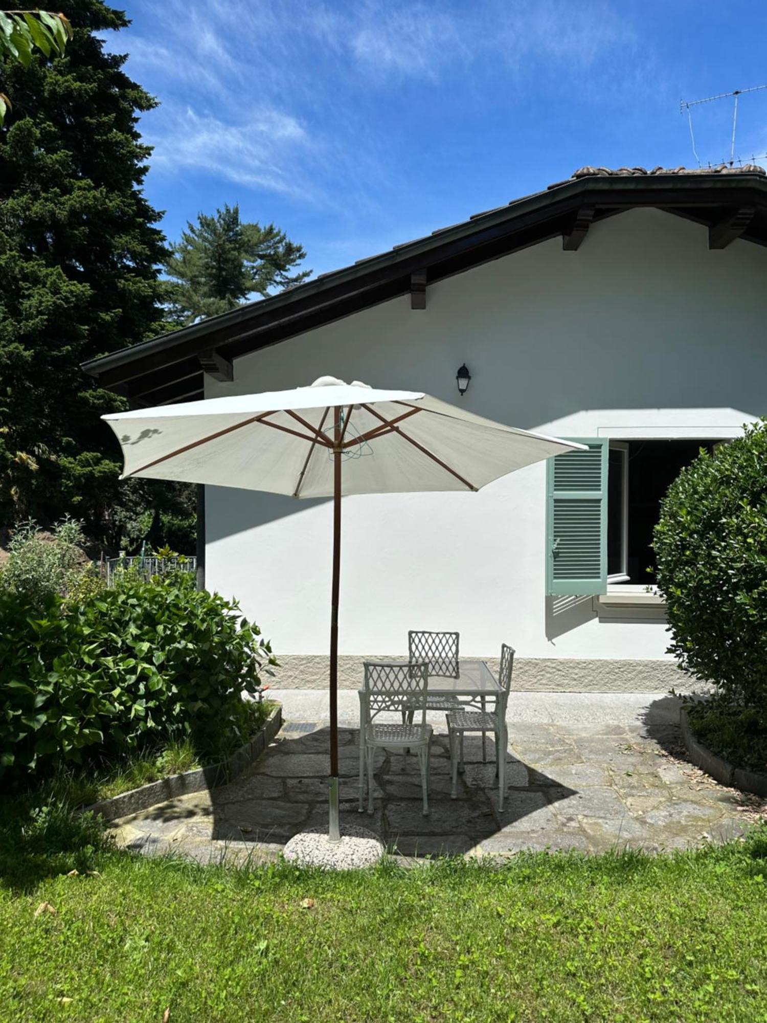 Casa Del Custode: Renovated Flat With Garden In A Villa Near The Lake Stresa Exterior foto